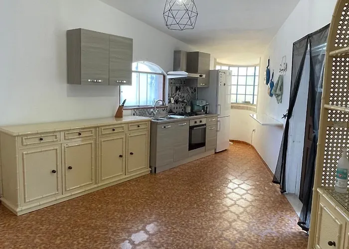 Villa La Torretta Di *