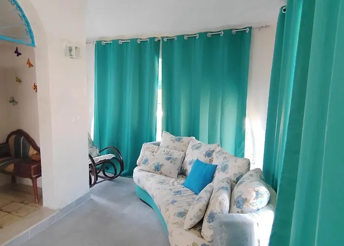 Villa La Torretta Di *